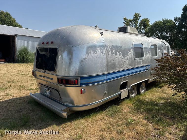 image for item FC4109 1977 Airstream Ambassador camper
