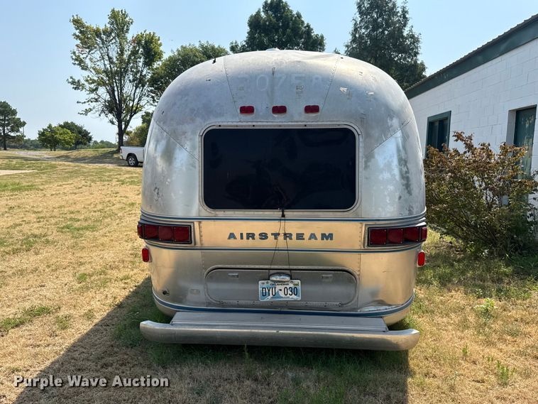 image for item FC4109 1977 Airstream Ambassador camper