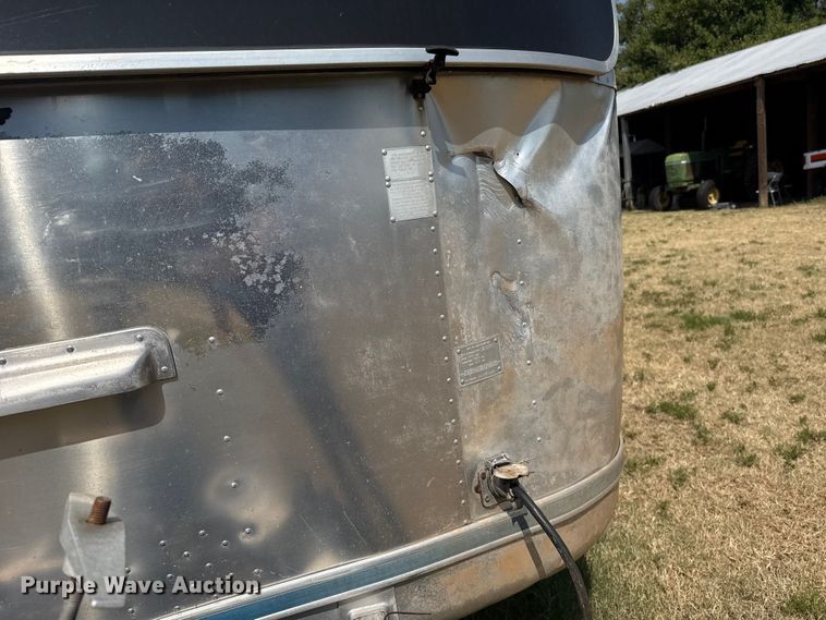 image for item FC4109 1977 Airstream Ambassador camper