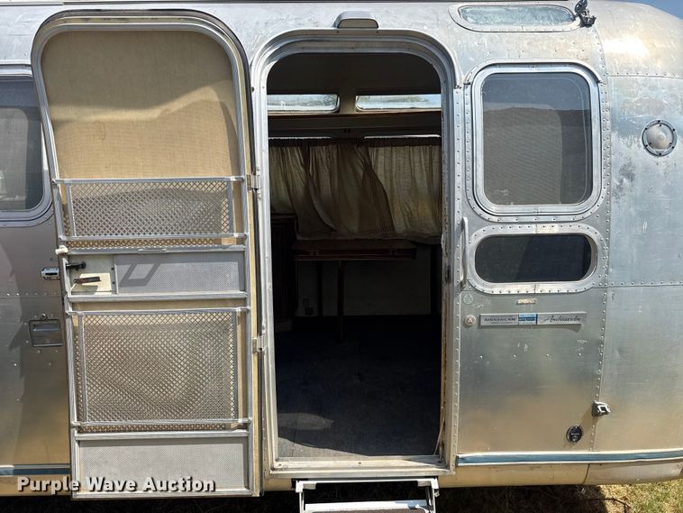 image for item FC4109 1977 Airstream Ambassador camper