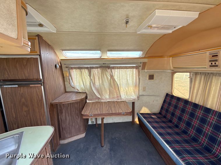 image for item FC4109 1977 Airstream Ambassador camper