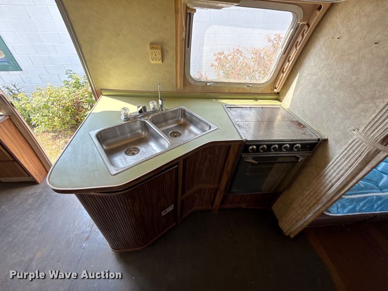 image for item FC4109 1977 Airstream Ambassador camper