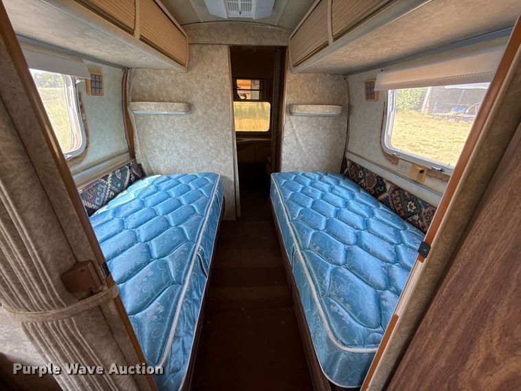 image for item FC4109 1977 Airstream Ambassador camper
