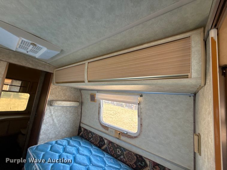 image for item FC4109 1977 Airstream Ambassador camper