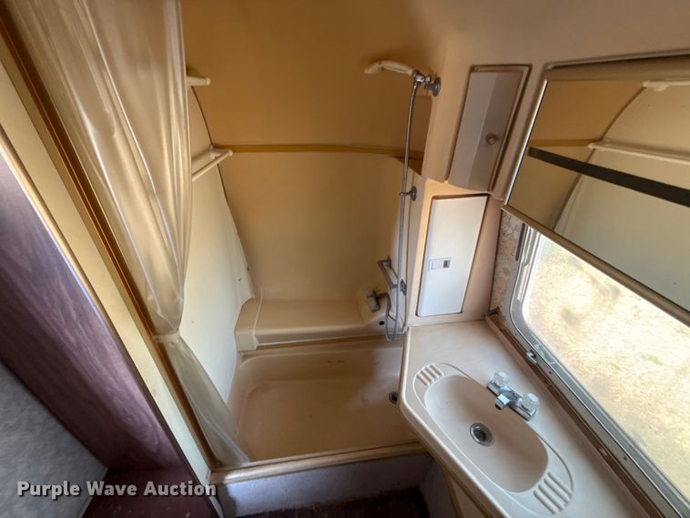 image for item FC4109 1977 Airstream Ambassador camper