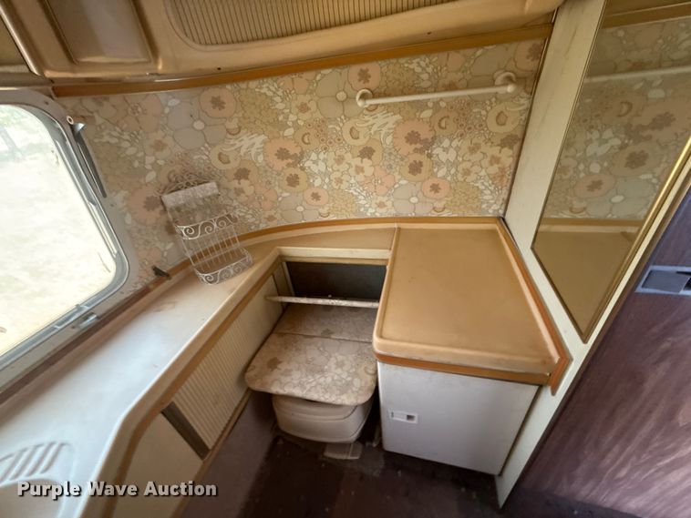 image for item FC4109 1977 Airstream Ambassador camper