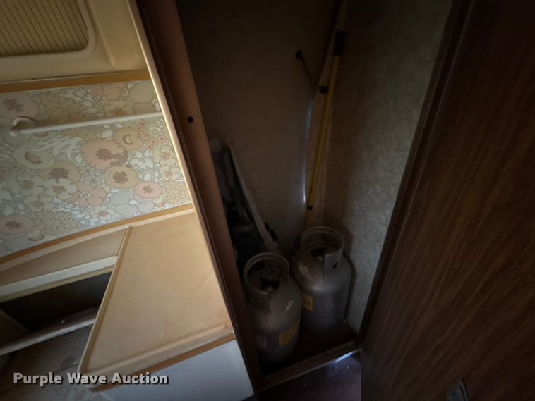 image for item FC4109 1977 Airstream Ambassador camper