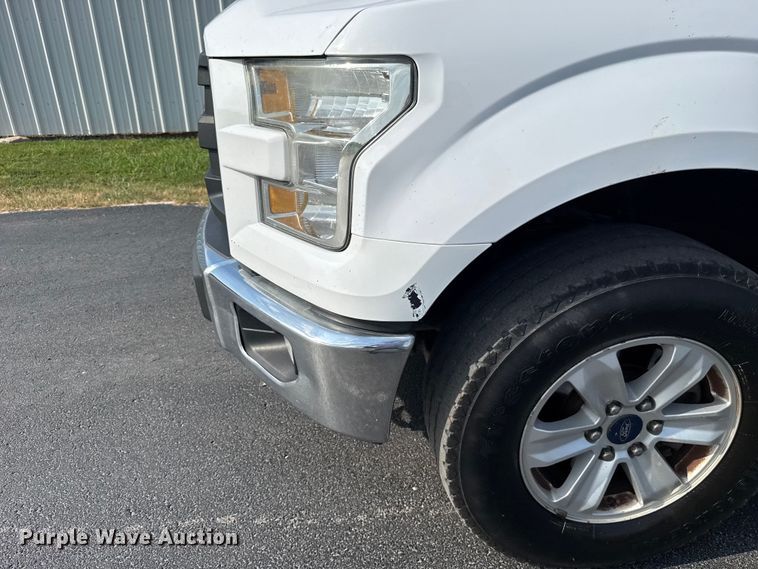 image for item FC4119 2015 Ford F150 Crew Cab pickup truck