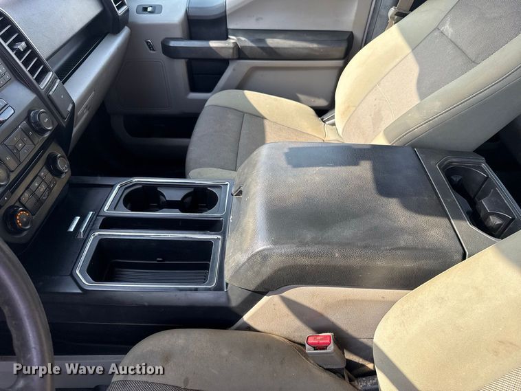 image for item FC4119 2015 Ford F150 Crew Cab pickup truck
