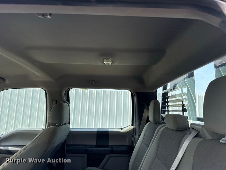 image for item FC4119 2015 Ford F150 Crew Cab pickup truck