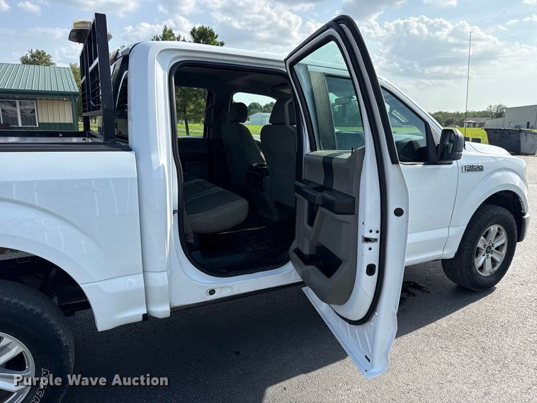 image for item FC4119 2015 Ford F150 Crew Cab pickup truck