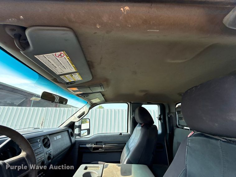 image for item FC4121 2011 Ford F350 Ext. Cab flatbed pickup truck