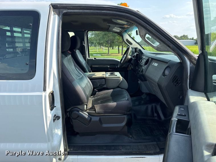 image for item FC4121 2011 Ford F350 Ext. Cab flatbed pickup truck