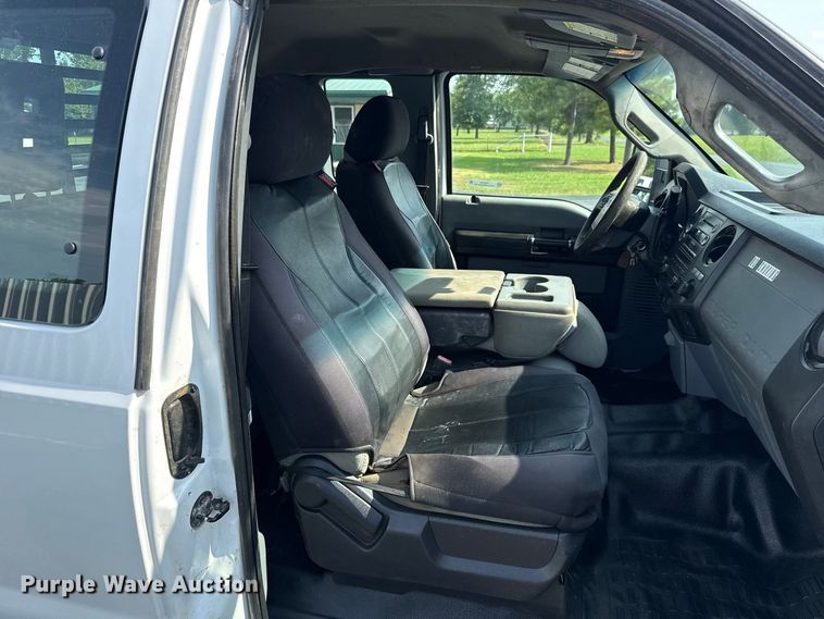 image for item FC4121 2011 Ford F350 Ext. Cab flatbed pickup truck