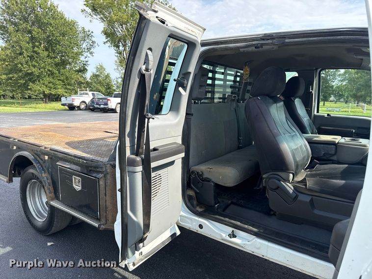 image for item FC4121 2011 Ford F350 Ext. Cab flatbed pickup truck