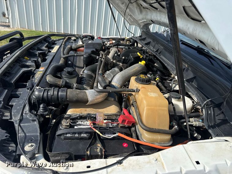 image for item FC4121 2011 Ford F350 Ext. Cab flatbed pickup truck