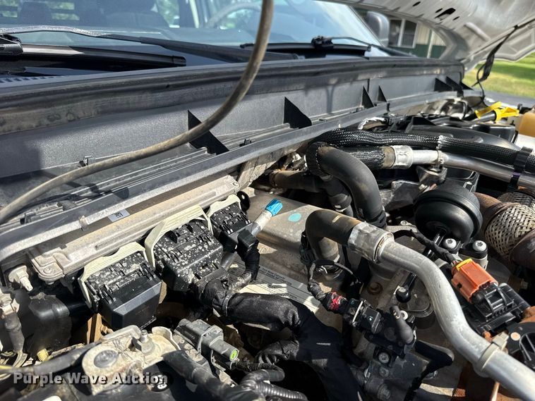 image for item FC4121 2011 Ford F350 Ext. Cab flatbed pickup truck