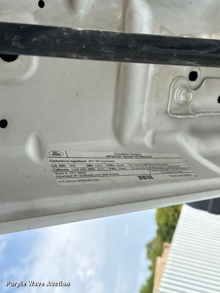 image for item FC4121 2011 Ford F350 Ext. Cab flatbed pickup truck