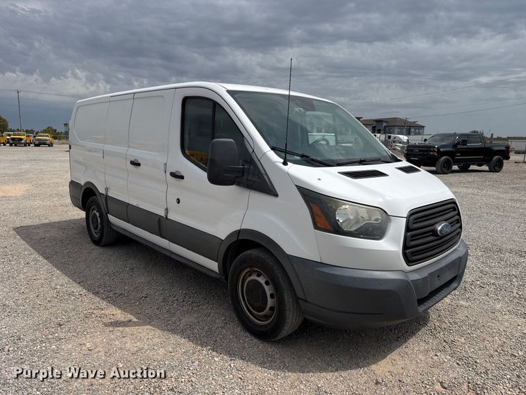 image for item FC4138 2018 Ford Transit 150 van
