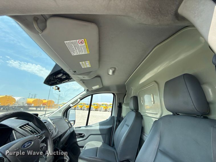 image for item FC4138 2018 Ford Transit 150 van