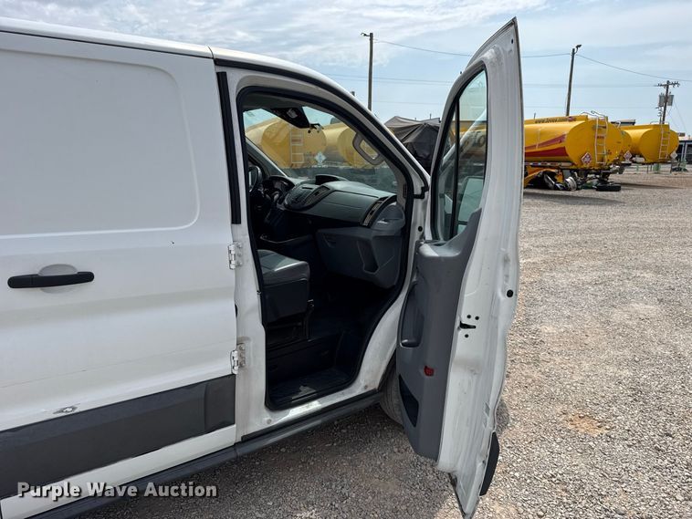 image for item FC4138 2018 Ford Transit 150 van