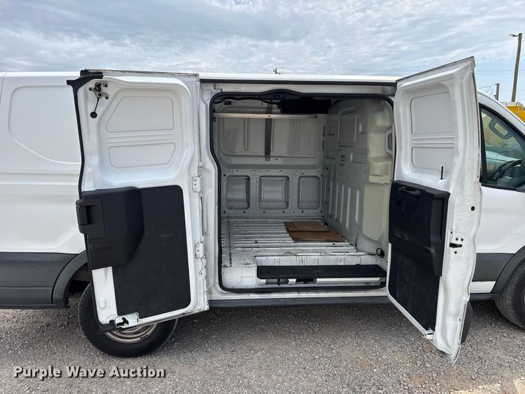 image for item FC4138 2018 Ford Transit 150 van