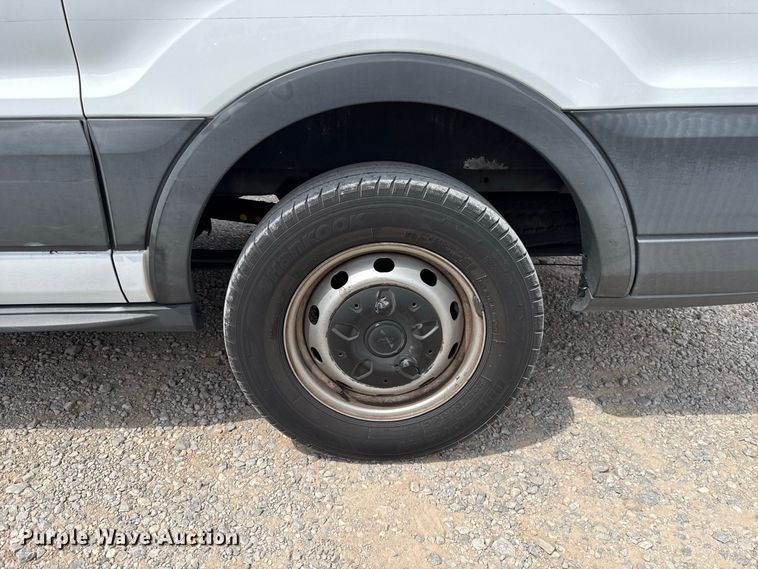 image for item FC4138 2018 Ford Transit 150 van