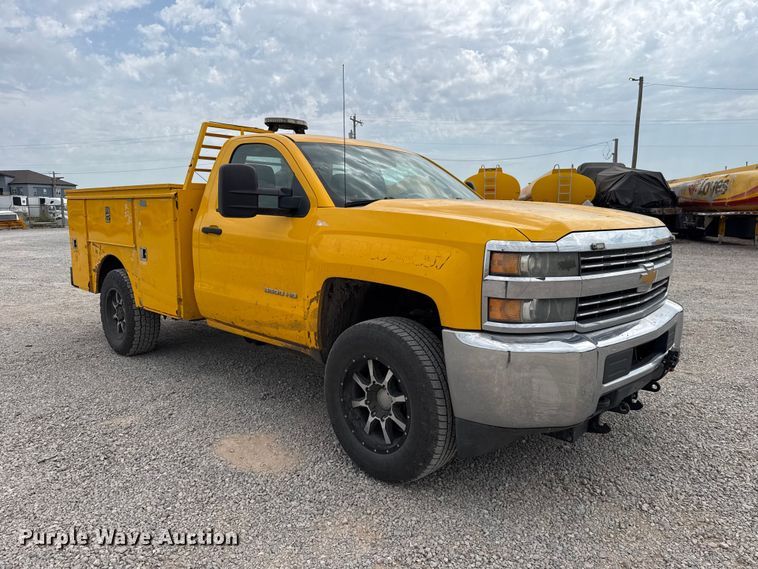 image for item FC4139 2015 Chevrolet Silverado 3500HD utility bed pickup truck