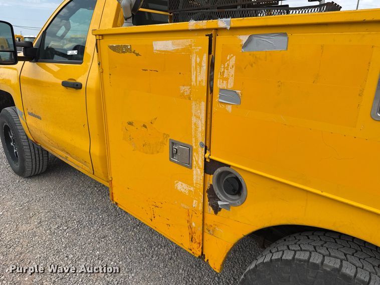 image for item FC4139 2015 Chevrolet Silverado 3500HD utility bed pickup truck