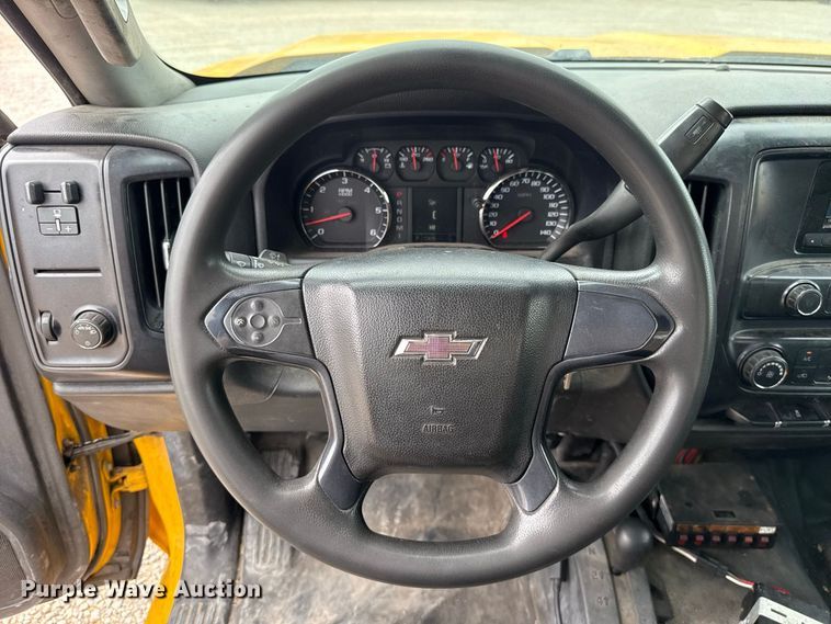 image for item FC4139 2015 Chevrolet Silverado 3500HD utility bed pickup truck
