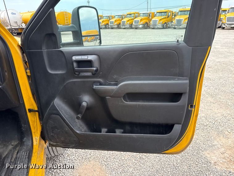 image for item FC4139 2015 Chevrolet Silverado 3500HD utility bed pickup truck