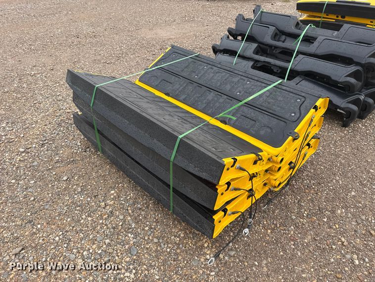 image for item FC4144 (6) pickup truck tailgates