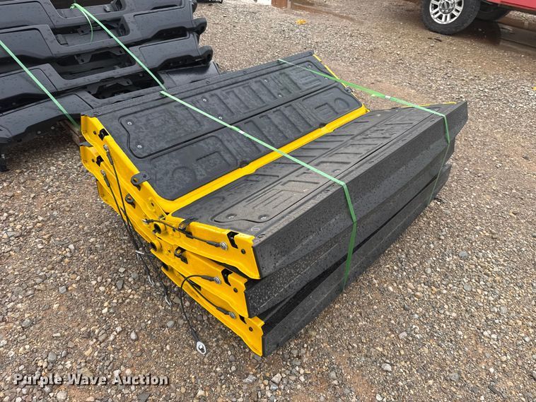 image for item FC4144 (6) pickup truck tailgates