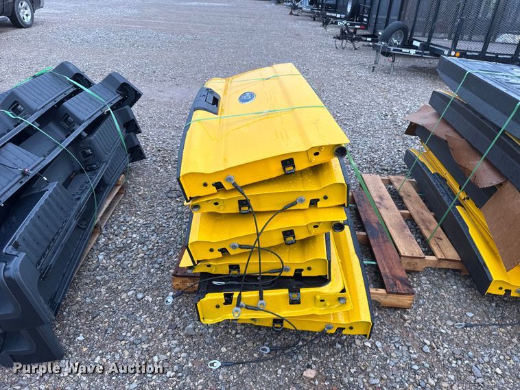 image for item FC4145 (6) pickup truck tailgates