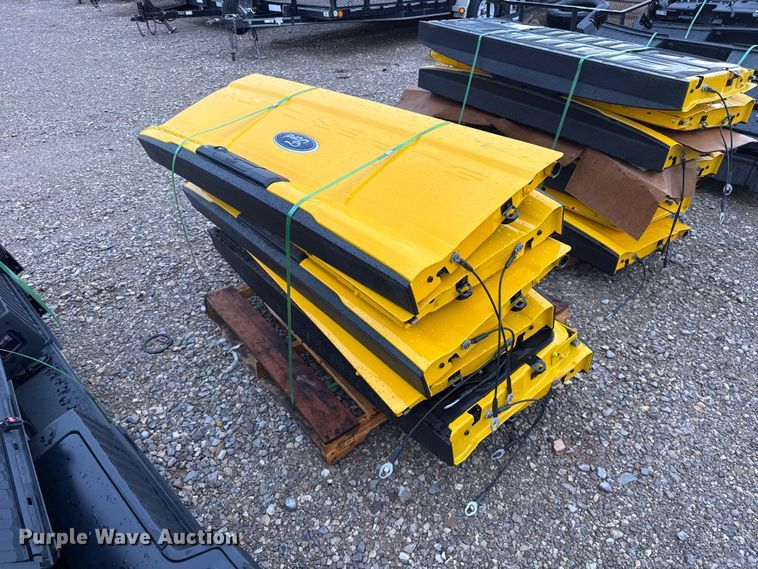 image for item FC4145 (6) pickup truck tailgates