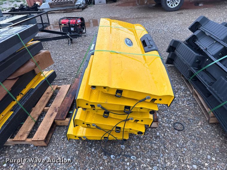 image for item FC4145 (6) pickup truck tailgates
