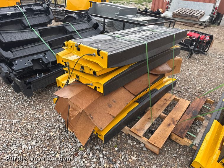 image for item FC4146 (7) pickup truck tailgates