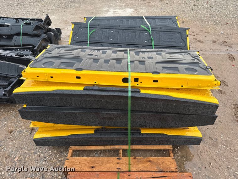image for item FC4150 (6) pickup truck tailgates