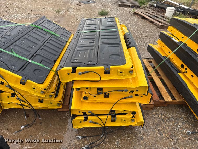 image for item FC4150 (6) pickup truck tailgates
