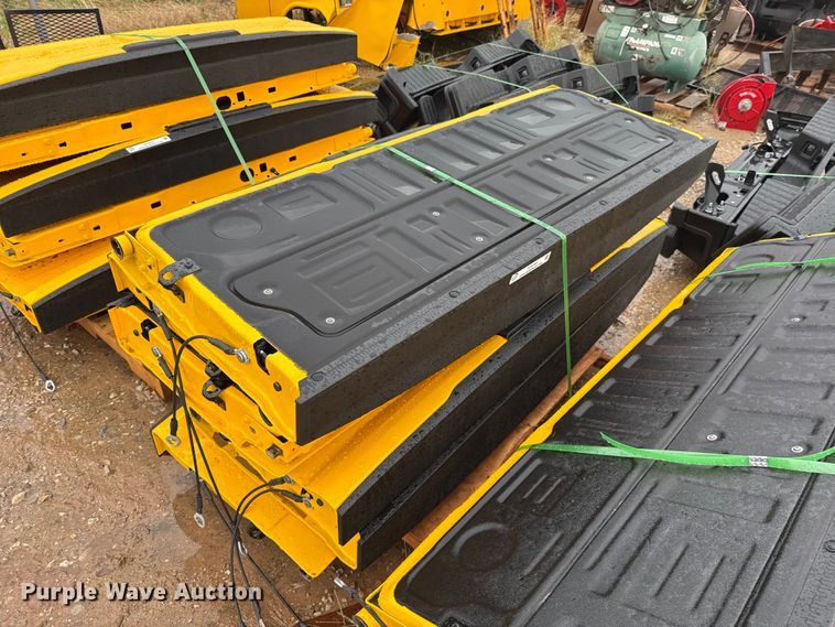 image for item FC4150 (6) pickup truck tailgates