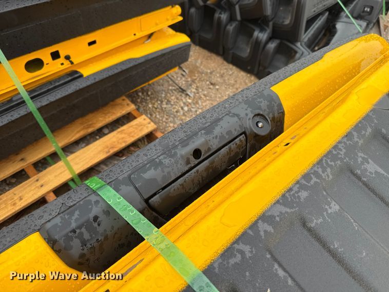 image for item FC4150 (6) pickup truck tailgates