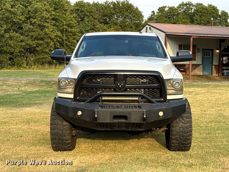 image for item FC4158 2018 Dodge Ram 3500 Crew Cab pickup truck