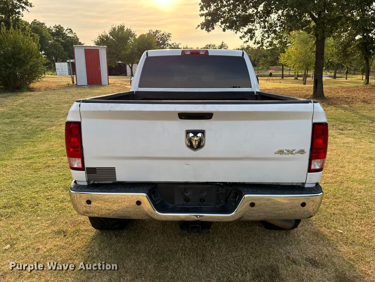 image for item FC4158 2018 Dodge Ram 3500 Crew Cab pickup truck