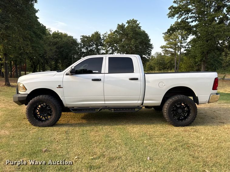 image for item FC4158 2018 Dodge Ram 3500 Crew Cab pickup truck