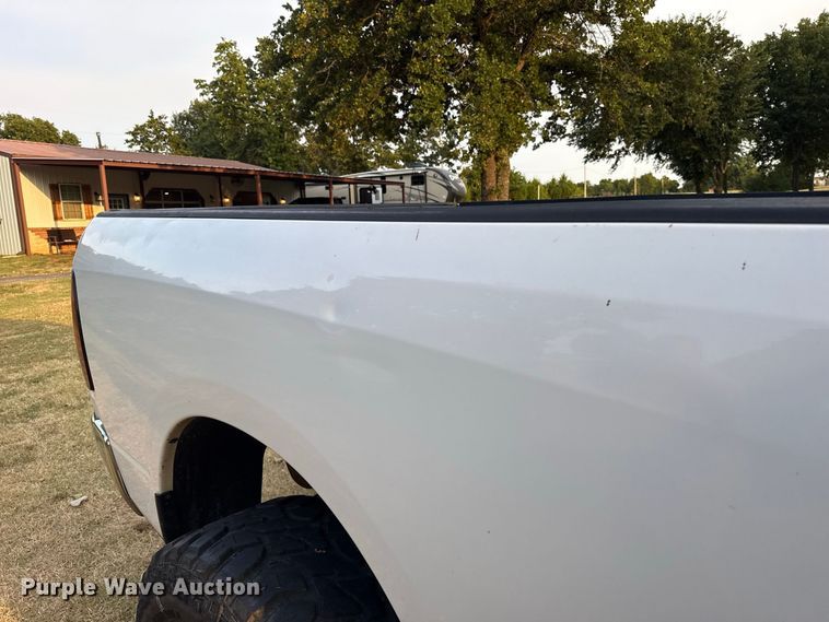 image for item FC4158 2018 Dodge Ram 3500 Crew Cab pickup truck
