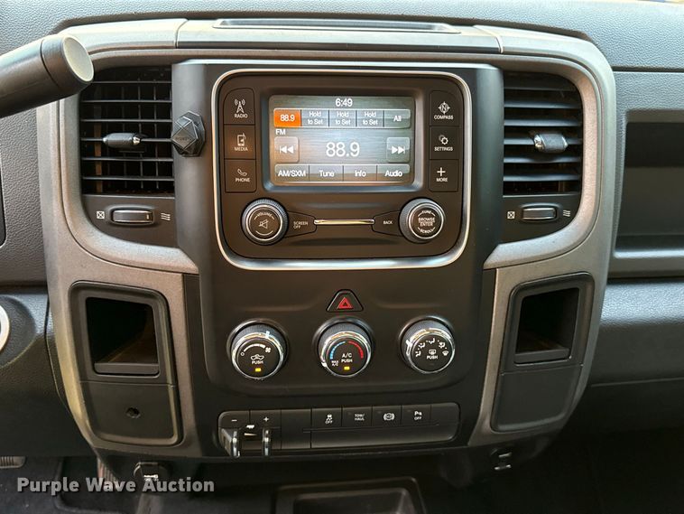 image for item FC4158 2018 Dodge Ram 3500 Crew Cab pickup truck