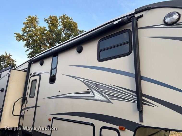 image for item FC4159 2015 Crusader by Forest River CSF315RST camper