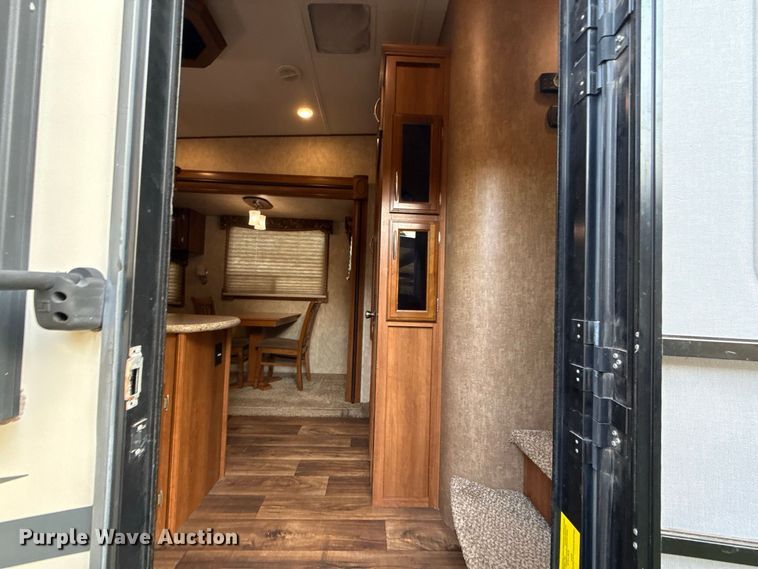 image for item FC4159 2015 Crusader by Forest River CSF315RST camper