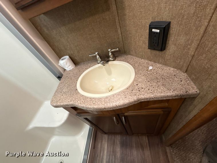 image for item FC4159 2015 Crusader by Forest River CSF315RST camper