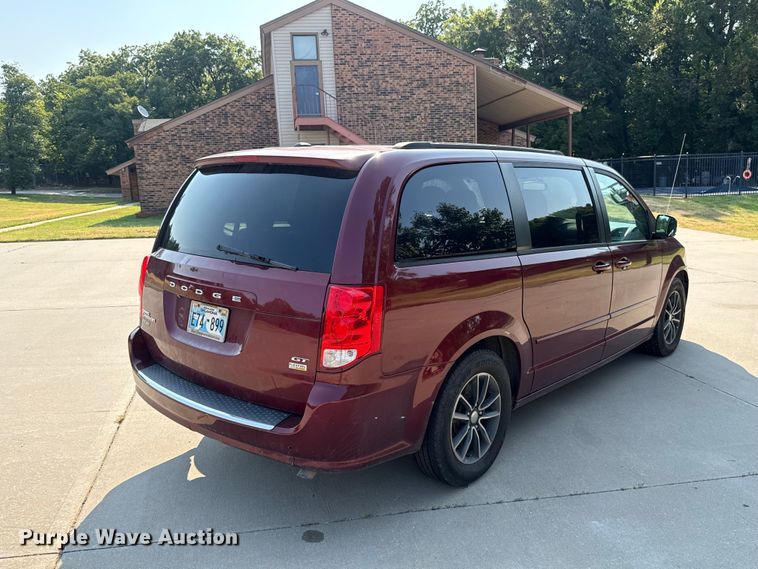 image for item FC4161 2017 Dodge Grand Caravan van